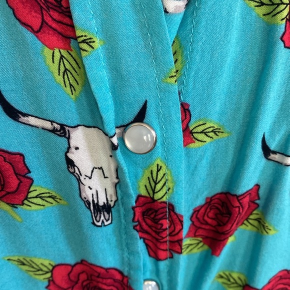Roper Blue Button Down Shirt with Notched Collar - Picture 2 of 6